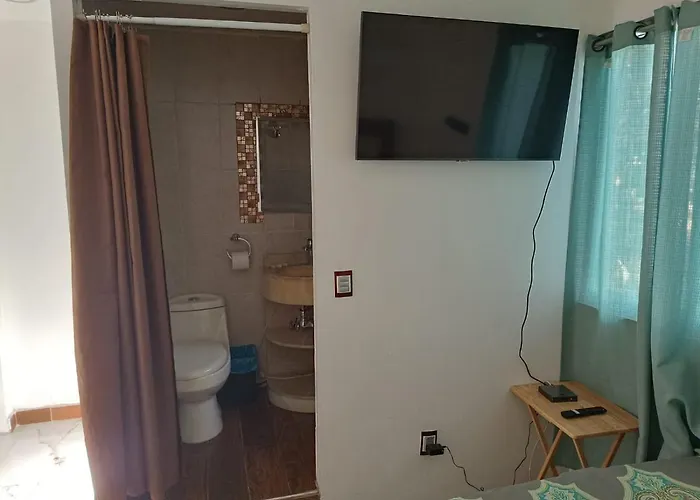Guest house Amueblada Independiente Mexico City